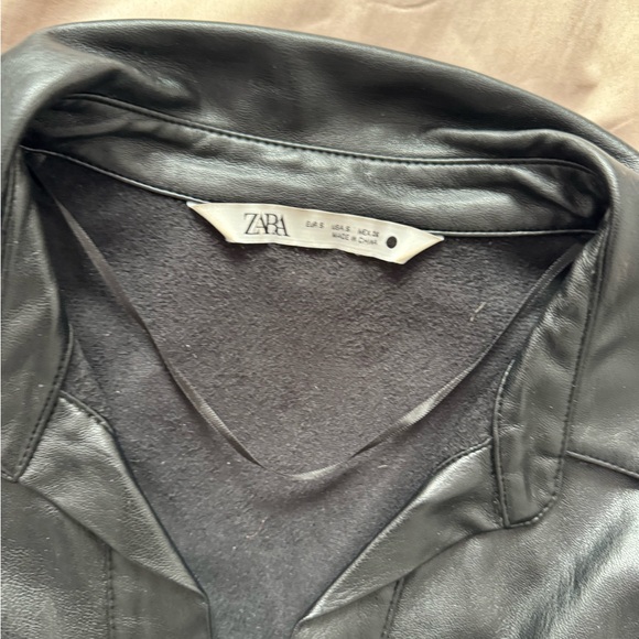 Zara button up - Picture 3 of 3